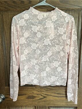 Main Strip Light Pink Floral Lace Long Sleeve Top
